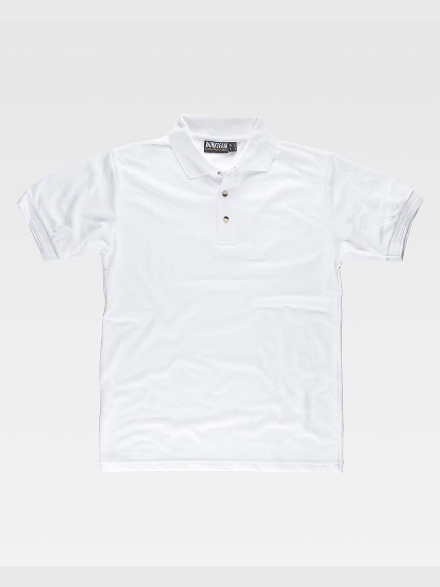Short-sleeved polo shirt. Three-button closure on the neck. Ribbed fabric on collar and armholes